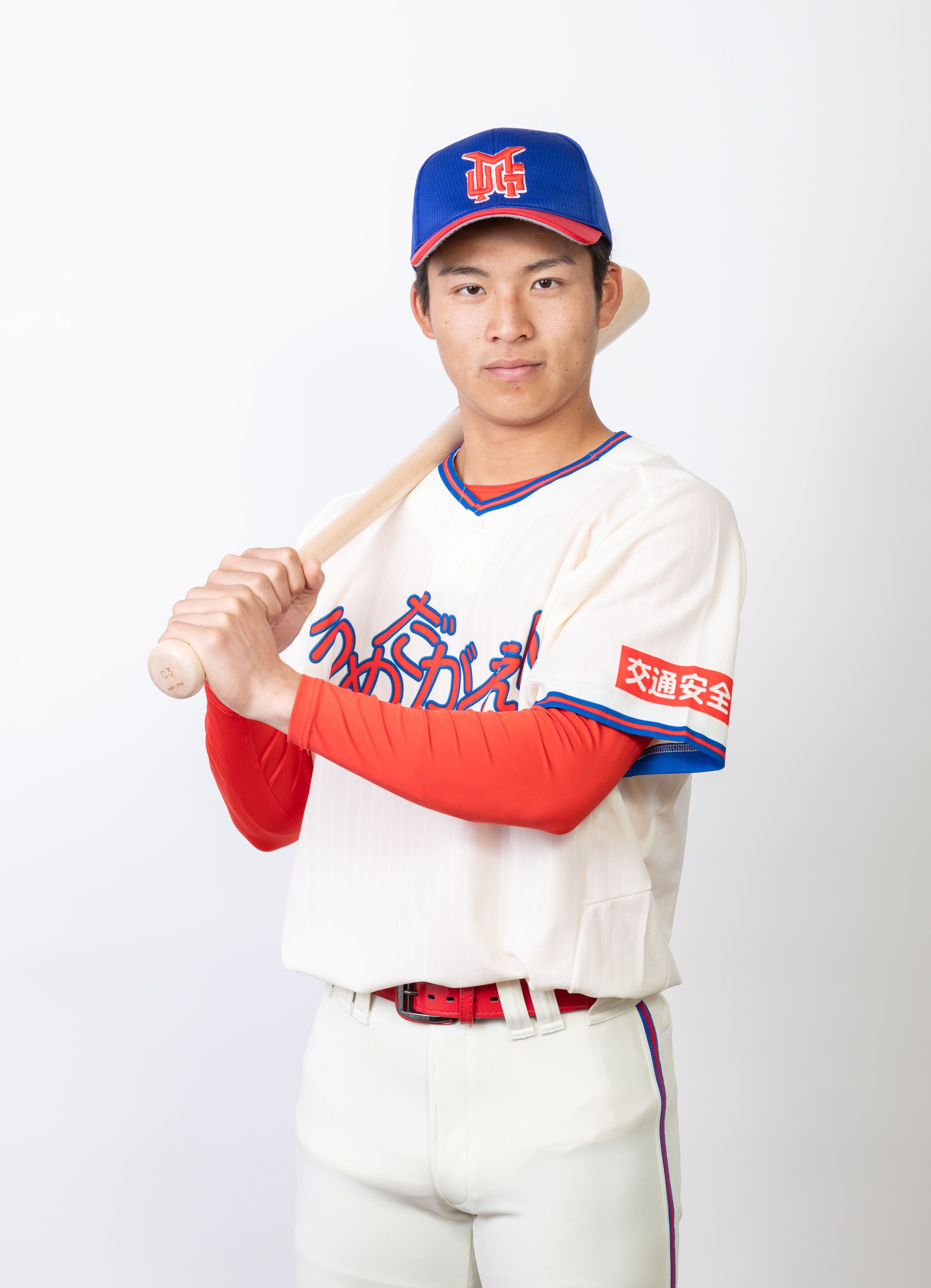 房野　裕世  