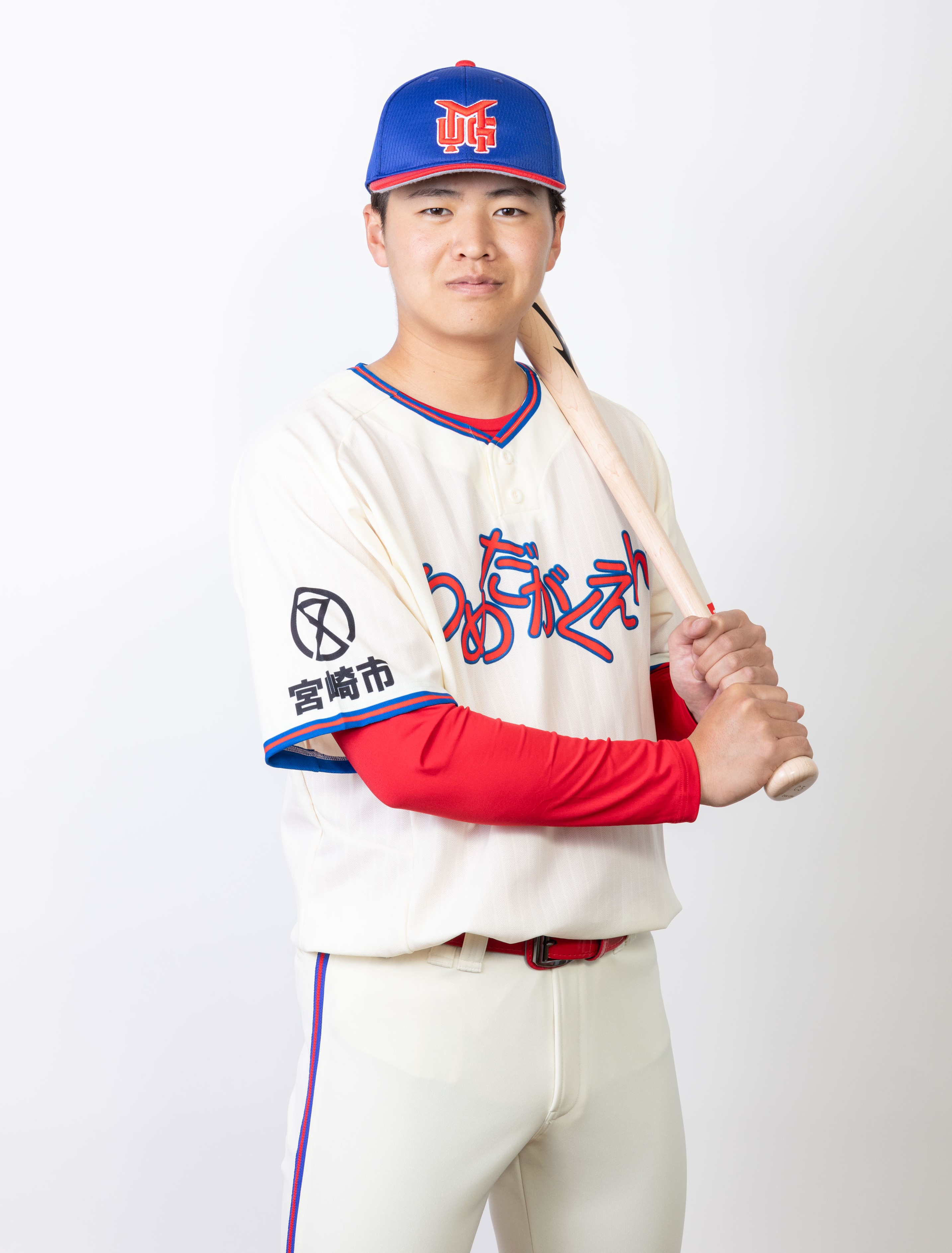 小柳　知大  